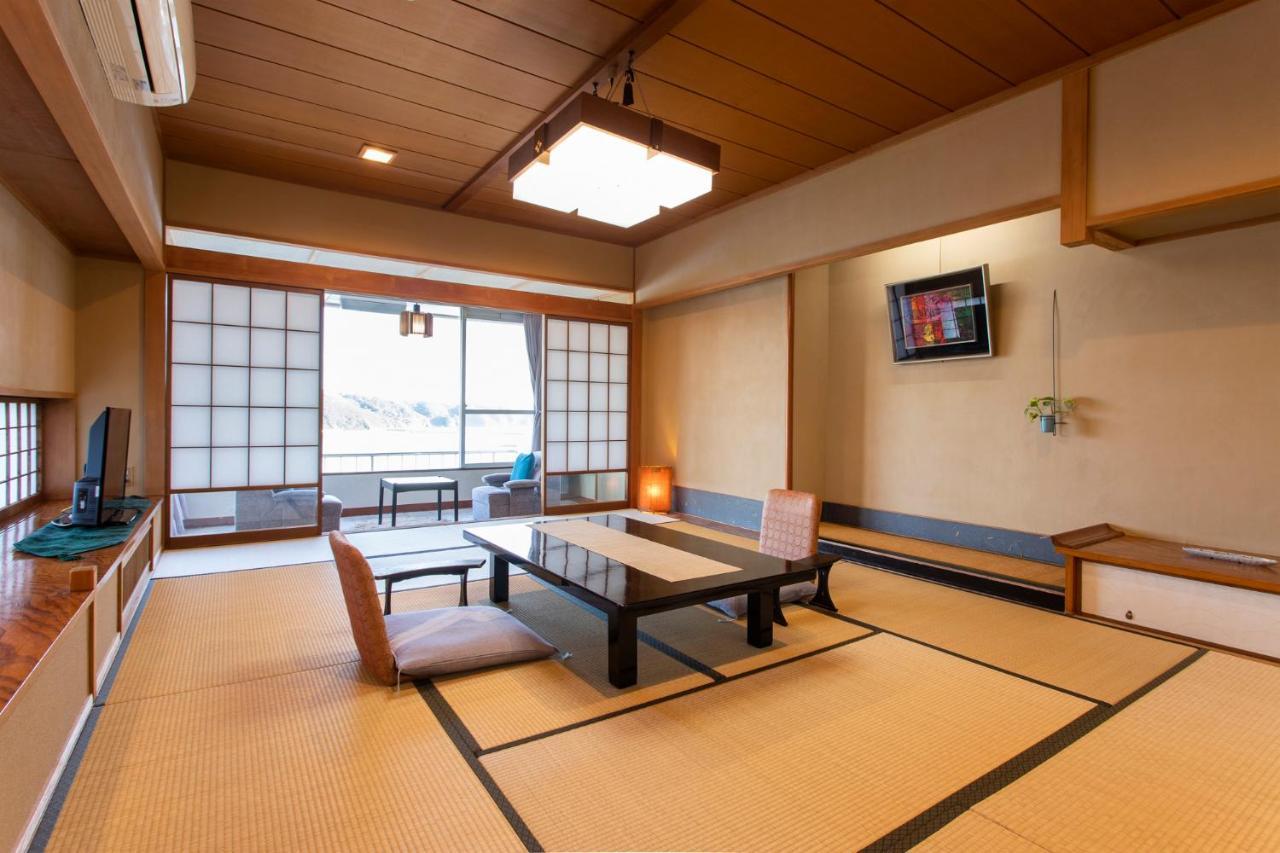 Kurofune Hotel Shimoda  Exterior photo